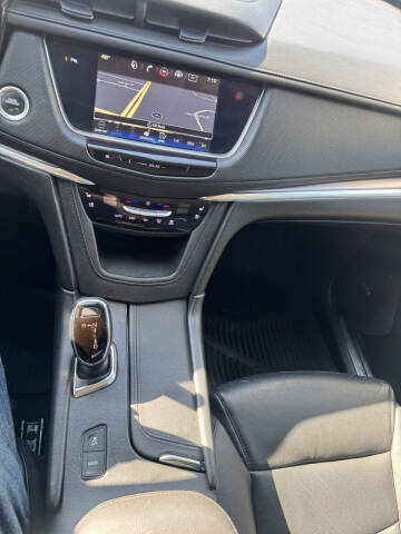 2017 Cadillac XT5 Premium Luxury