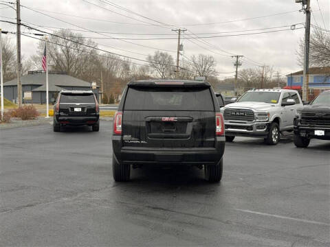 2017 GMC Yukon XL SLE