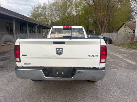 2016 RAM 1500 SLT