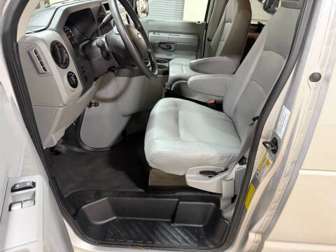 2014 Ford E-Series E-250