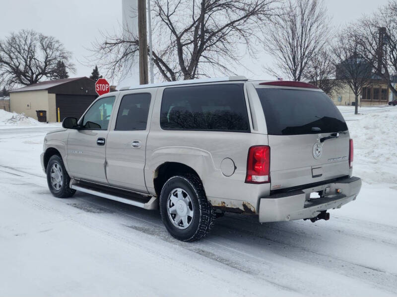 2005 Cadillac Escalade ESV null photo 4