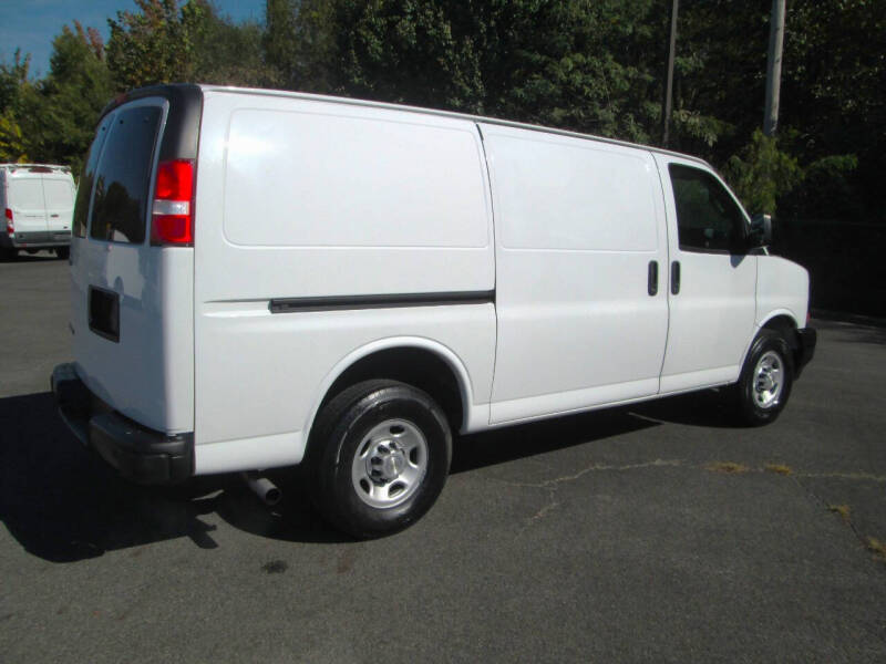 2020 Chevrolet Express 2500