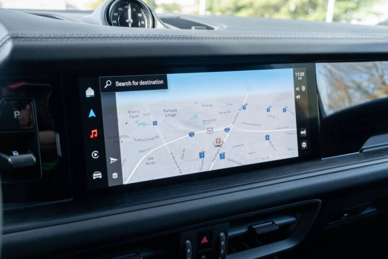 2025 Porsche Cayenne GTS