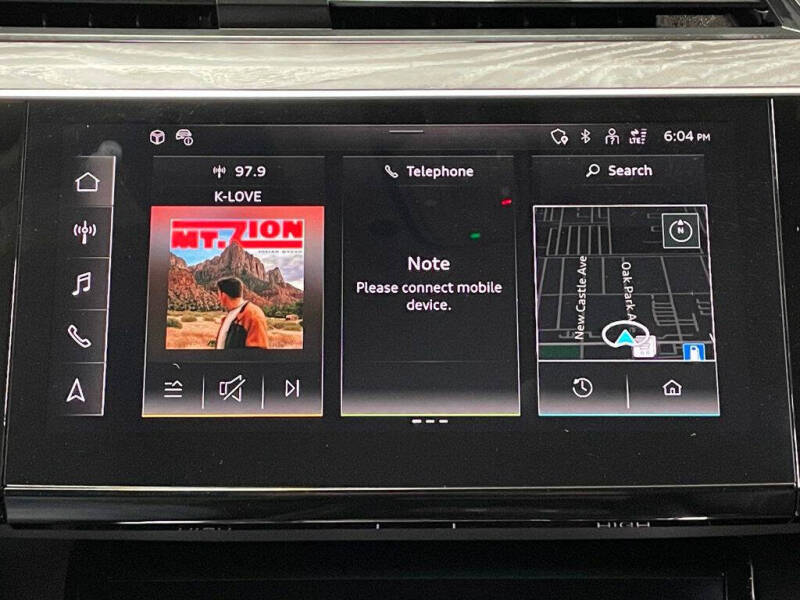 2021 Audi e-tron quattro Premium Plus