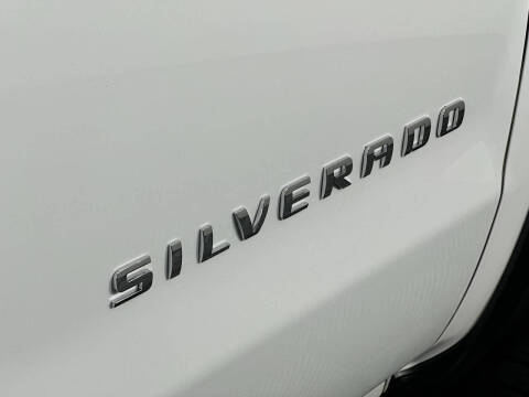 2017 Chevrolet Silverado 1500 Custom