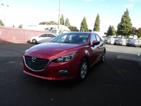 2015 Mazda MAZDA3 i Sport