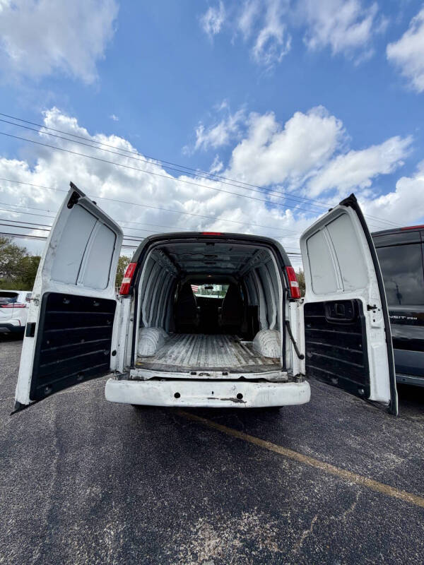 2020 Chevrolet Express 2500