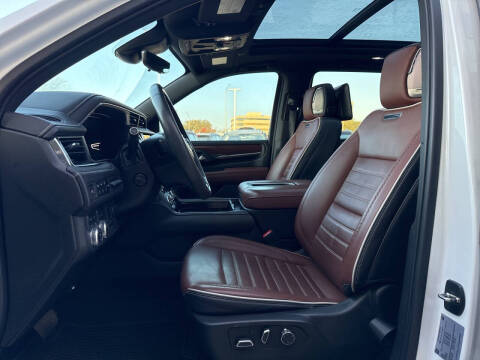 2023 GMC Yukon Denali Ultimate