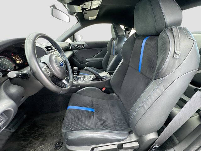 2025 Subaru BRZ tS