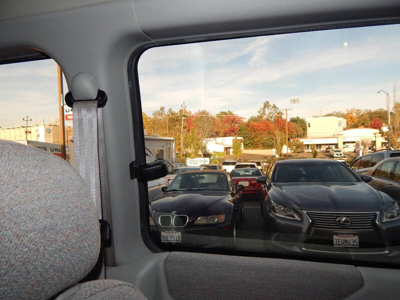 1997 Nissan Quest XE