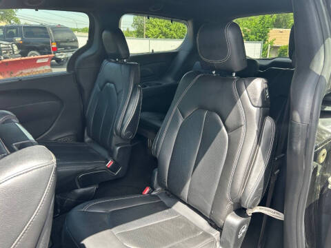 2019 Chrysler Pacifica Touring L Plus