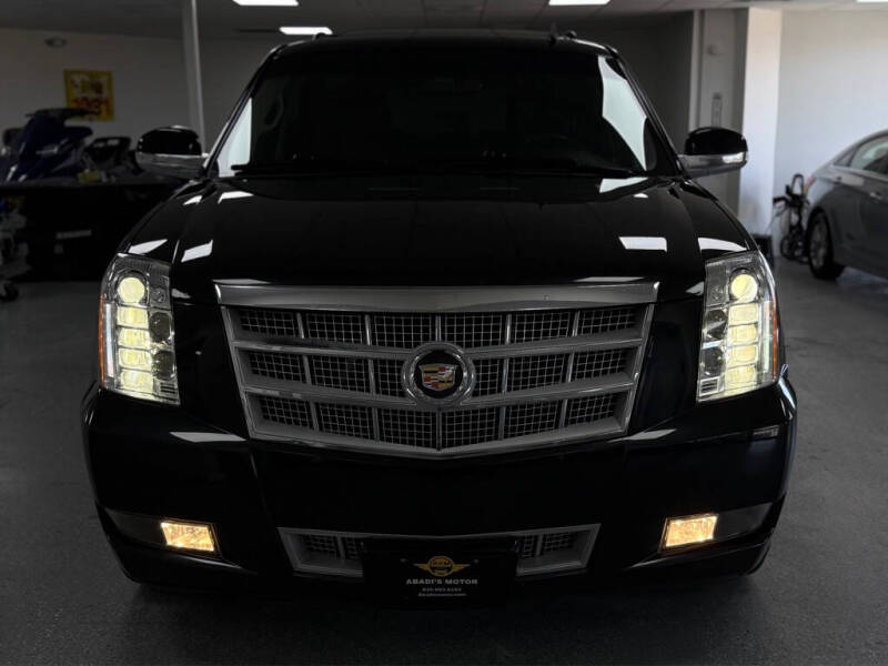 2013 Cadillac Escalade Platinum Edition