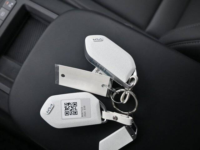 2024 Kia EV9 Light Long Range