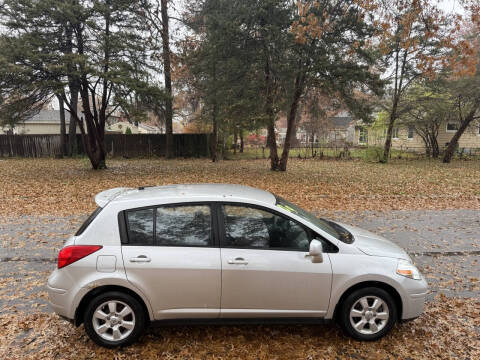 2009 Nissan Versa 1.8 S