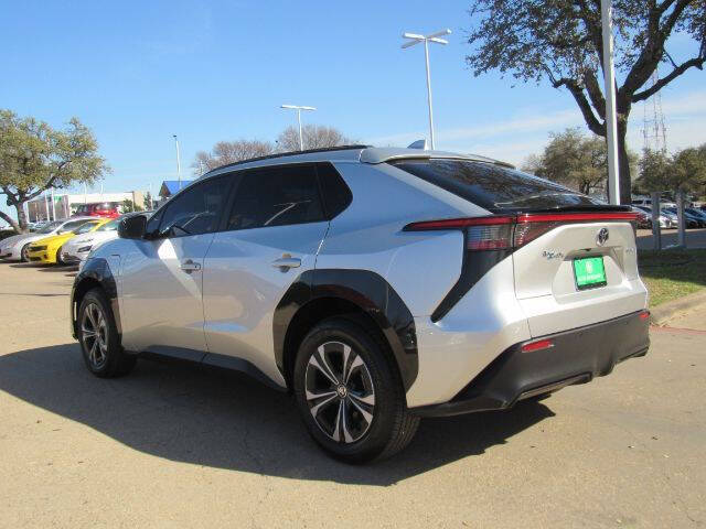 2024 Toyota bZ4X XLE