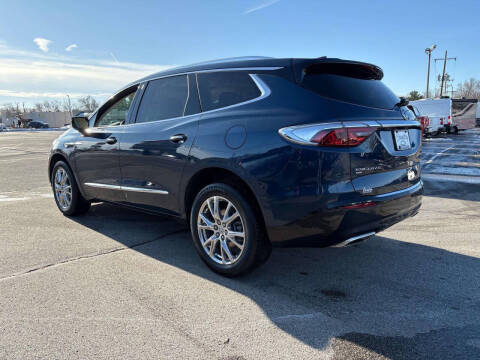 2024 Buick Enclave Essence