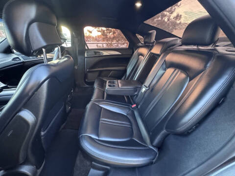 2017 Lincoln MKZ Premiere