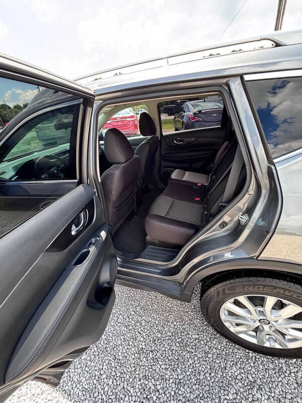2017 Nissan Rogue SV