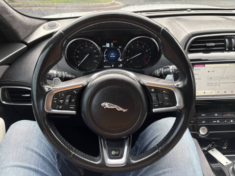 2019 Jaguar F-PACE S