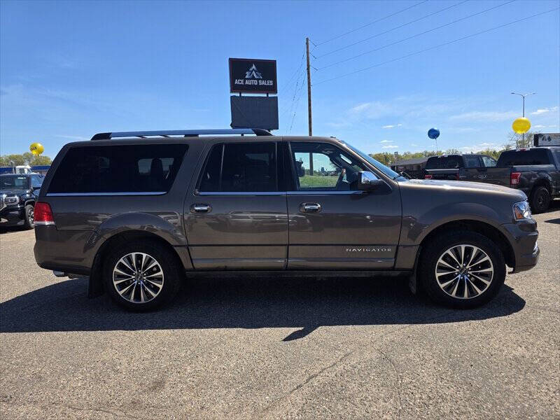 2017 Lincoln Navigator L Select