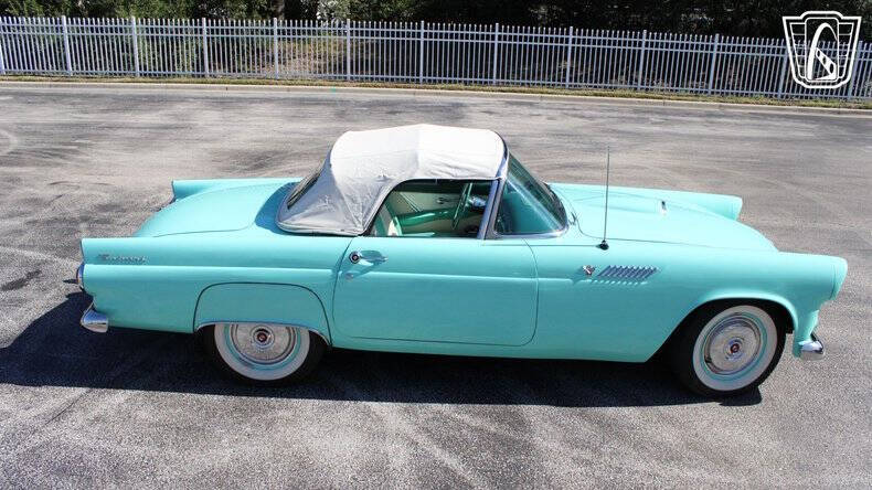 1955 Ford Thunderbird