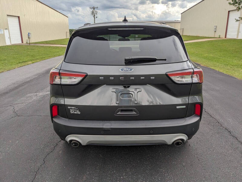 2020 Ford Escape SEL