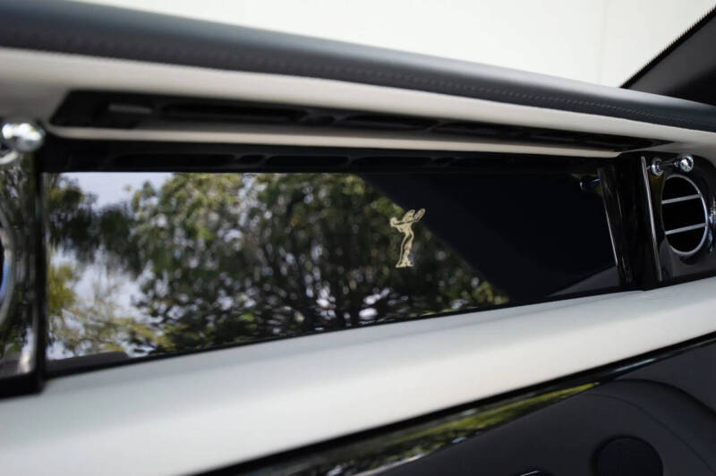 2016 Rolls-Royce Phantom Drophead Coupe