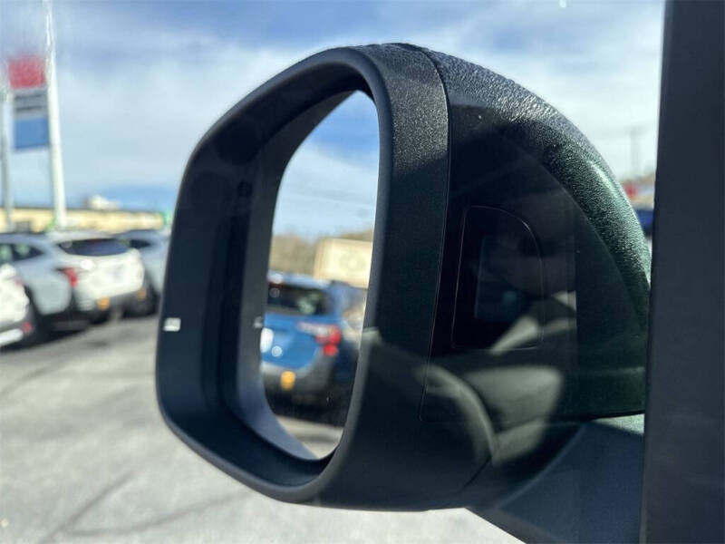 2025 Volkswagen ID. Buzz Pro S Plus 4Motion