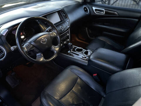 2014 Nissan Pathfinder Platinum