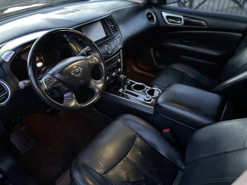 2014 Nissan Pathfinder Platinum