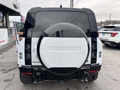 2023 Land Rover Defender 110 V8