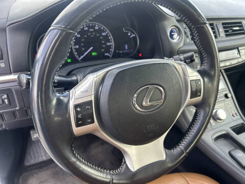2013 Lexus CT 200h