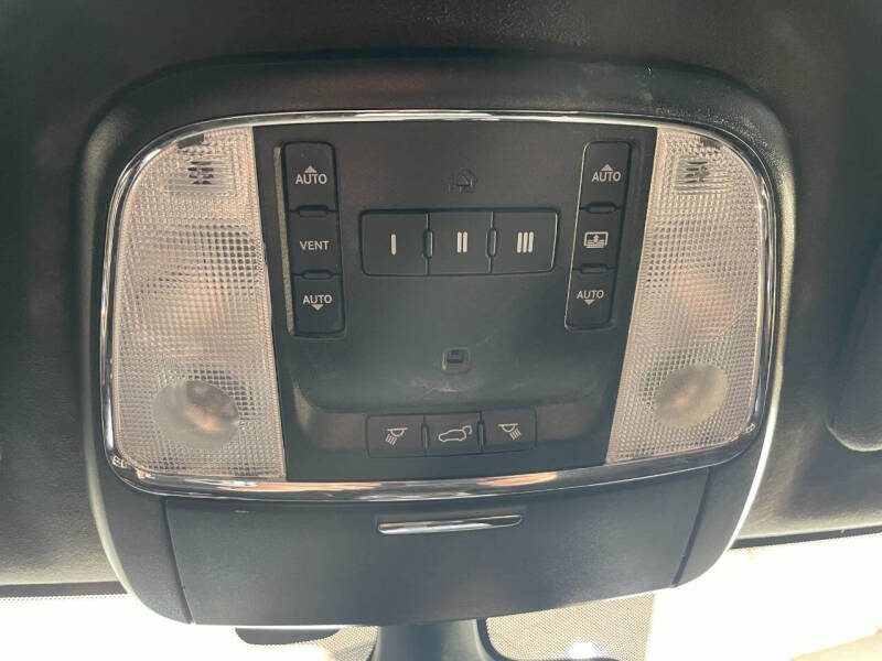 2019 Jeep Grand Cherokee SRT