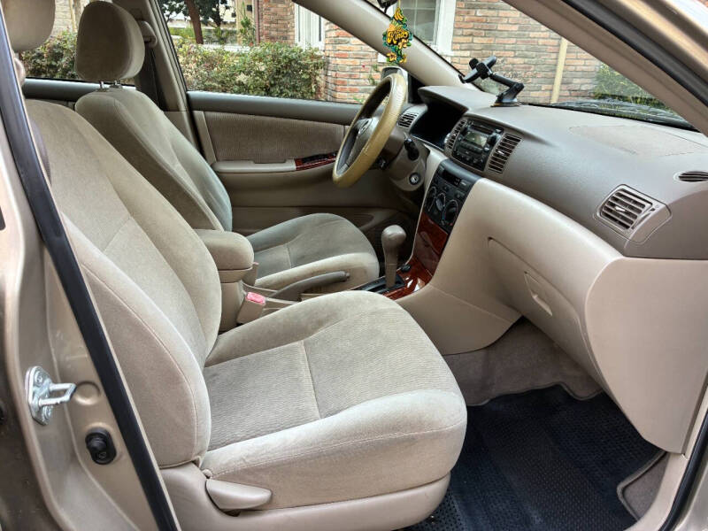 2007 Toyota Corolla LE