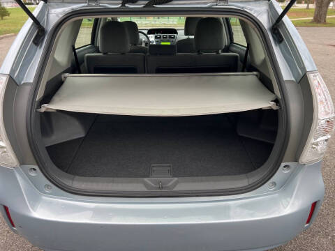 2012 Toyota Prius v Two