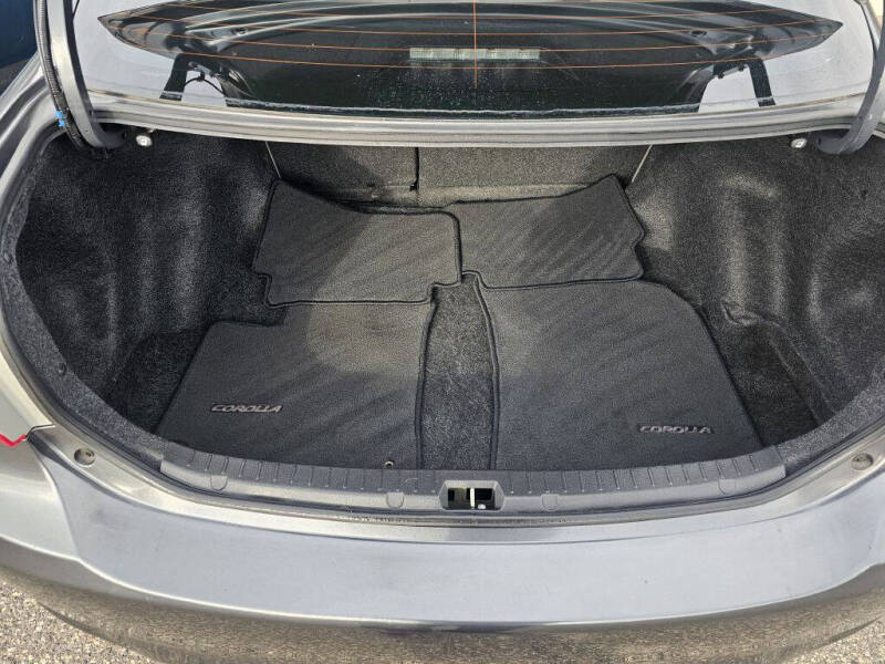 2011 Toyota Corolla LE