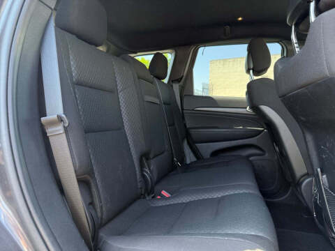 2021 Jeep Grand Cherokee Laredo E