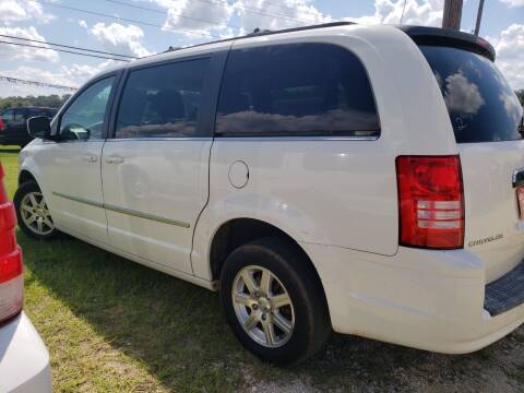 2009 Chrysler Town and Country for sale at Albany Auto Center in Albany GA