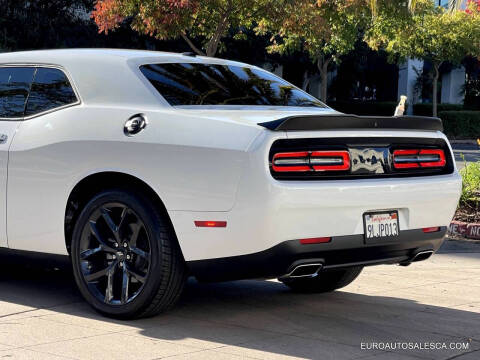 2023 Dodge Challenger SXT