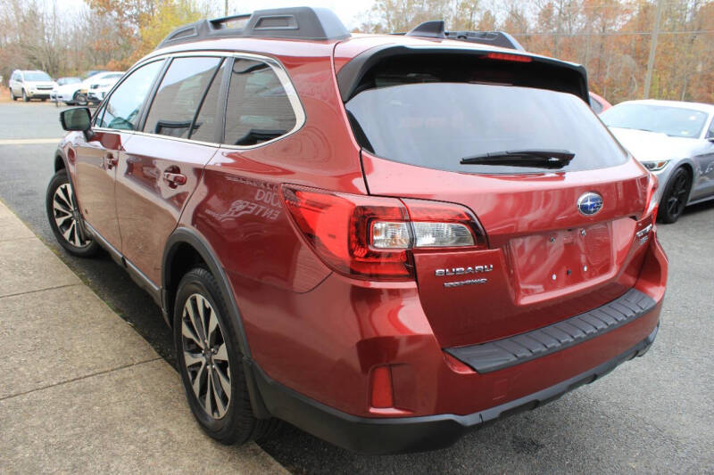 2016 Subaru Outback Limited photo 7