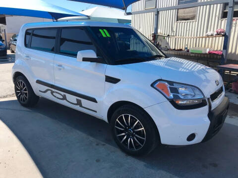 2011 Kia Soul for sale at Autos Montes in Socorro TX