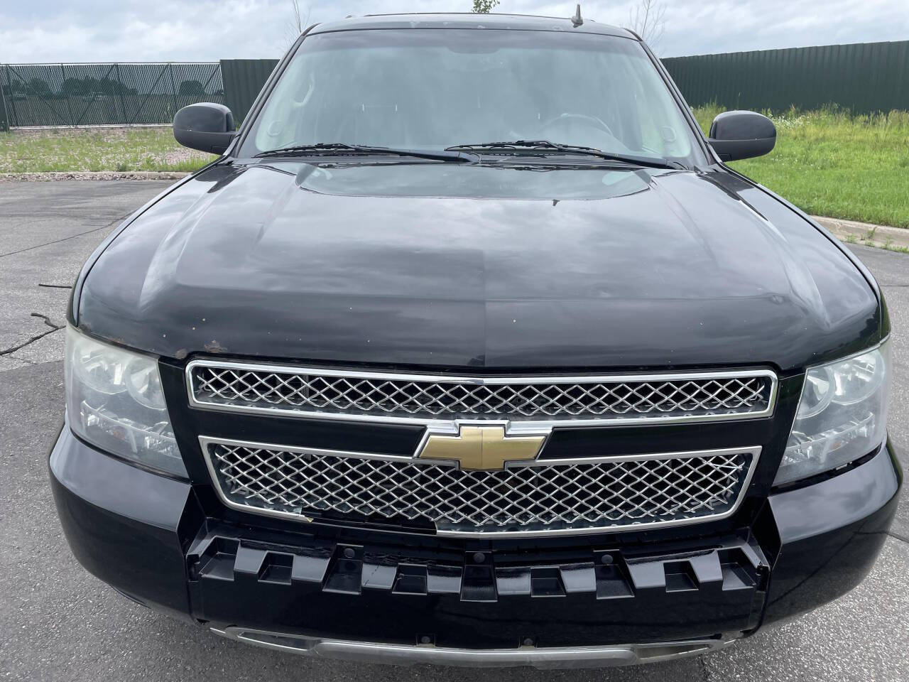 2009 Chevrolet Suburban for sale at Twin Cities Auctions in Elk River, MN