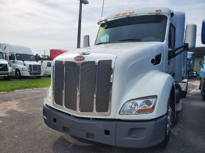 2015 Peterbilt 579 for sale at The Auto Market Sales & Services Inc. in Orlando FL