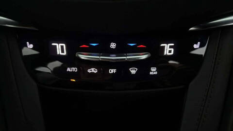 2022 Cadillac XT5 Luxury