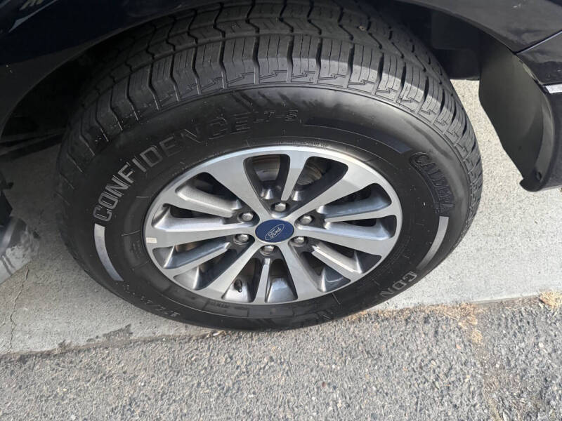 2016 Ford Expedition EL XLT
