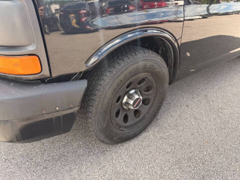 2010 GMC Savana LS 1500
