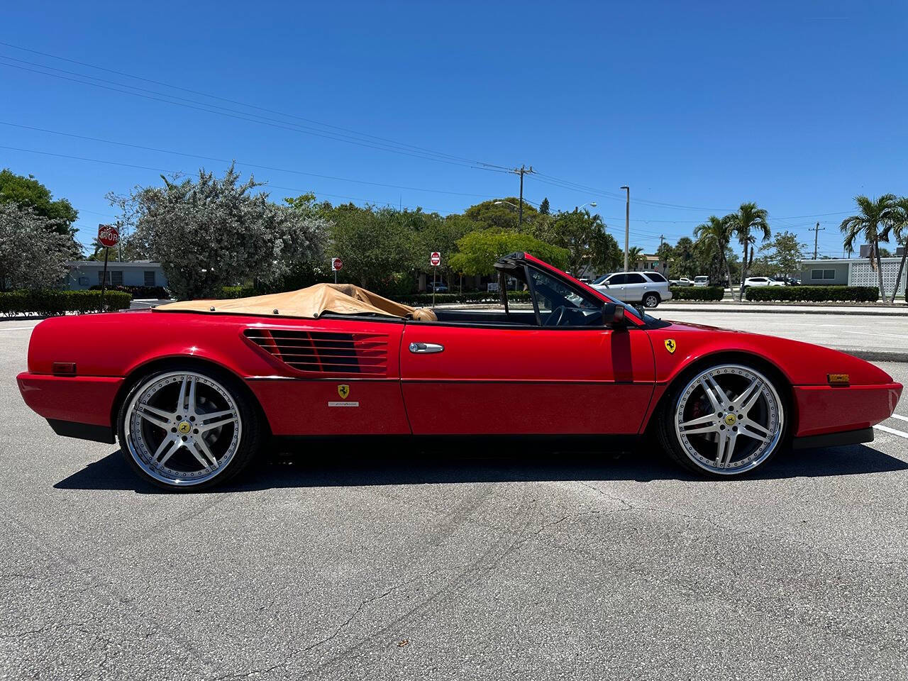 1988 Ferrari Mondial 3.2 15
