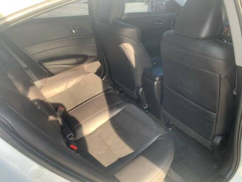 2017 Acura ILX w/Premium