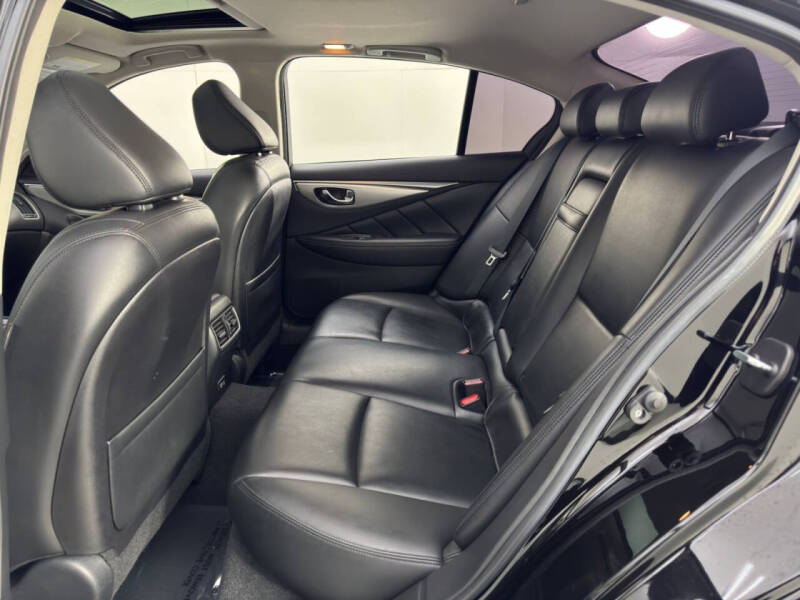 2021 Infiniti Q50 Luxe