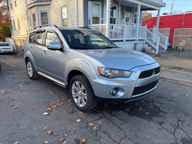 2011 Mitsubishi Outlander for sale at Stateside Auto Sales And Repair in Roslindale, MA